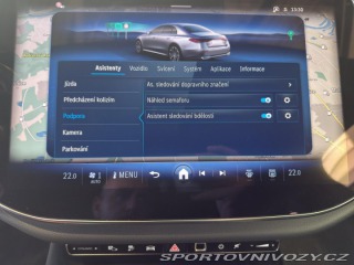 Mercedes-Benz E E 300 de 4MATIC sedan 2025