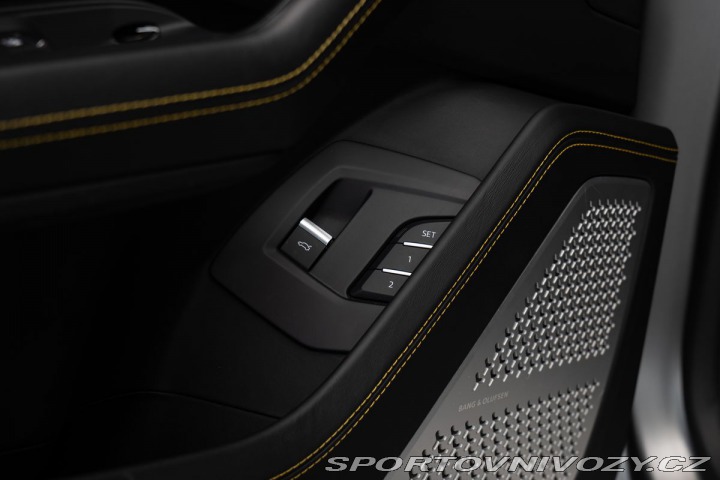 Lamborghini Urus 23/B&O 3D/Pano/Full A 2019
