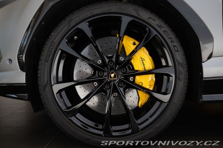 Lamborghini Urus 23/B&O 3D/Pano/Full A 2019
