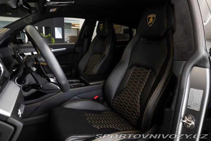 Lamborghini Urus 23/B&O 3D/Pano/Full A 2019