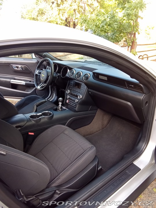 Ford Mustang 3,7 2017