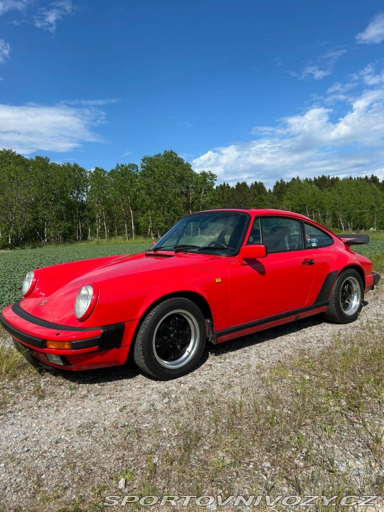 Porsche 911 Carrera 1987