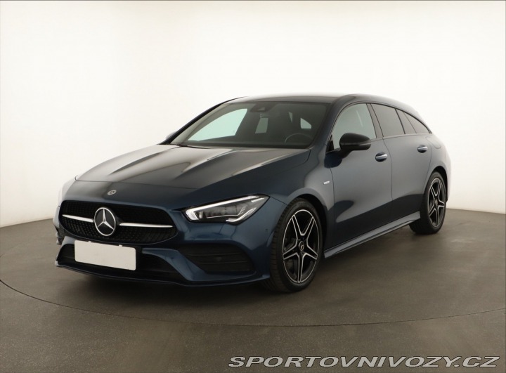 Mercedes-Benz CLA AMG Paket 200 d 2022