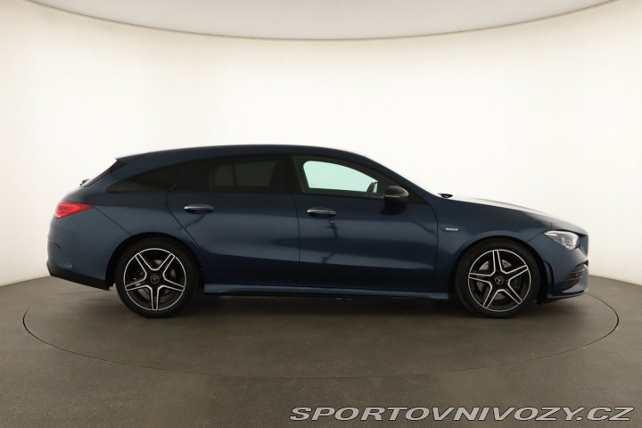 Mercedes-Benz CLA AMG Paket 200 d 2022