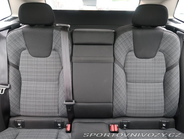Volvo Ostatní modely XC60  T6 Recharge 2022