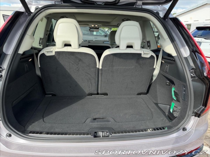 Volvo Ostatní modely XC90 2,0 XC90 T8 Ultra Dark  1 2026