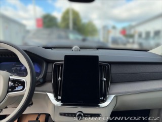 Volvo Ostatní modely XC90 2,0 XC90 T8 Ultra Dark 1 2026
