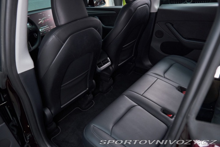Tesla Model Y dual motor long range 2023