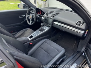 Porsche Cayman 718 2019