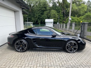 Porsche Cayman 718 2019