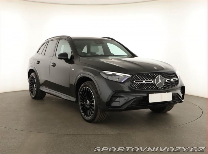 Mercedes-Benz Ostatní modely GLC 300 de 4MATIC, AMG LINE 2025