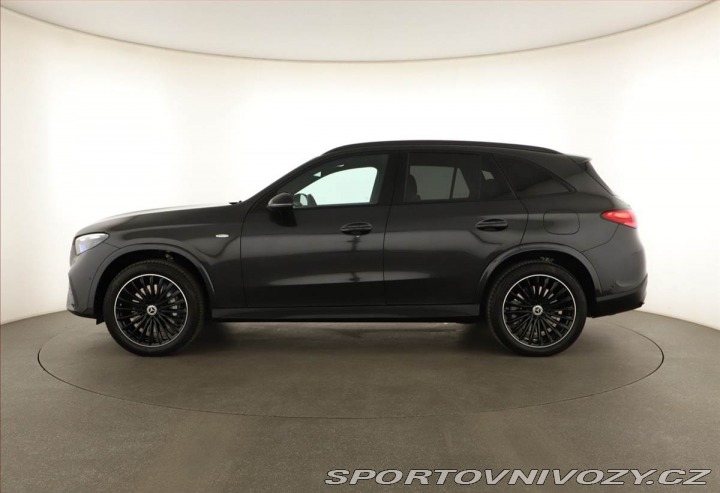 Mercedes-Benz Ostatní modely GLC 300 de 4MATIC, AMG LINE 2025