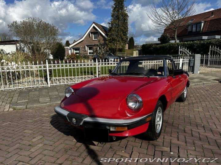 Alfa Romeo Spider 1986