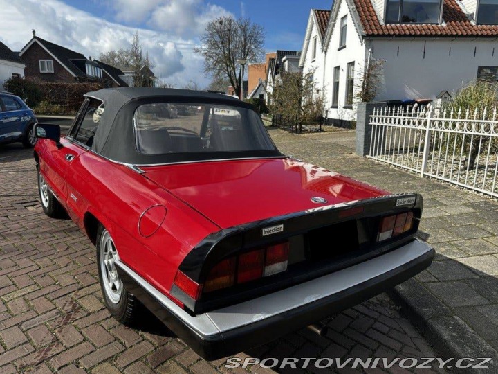 Alfa Romeo Spider 1986