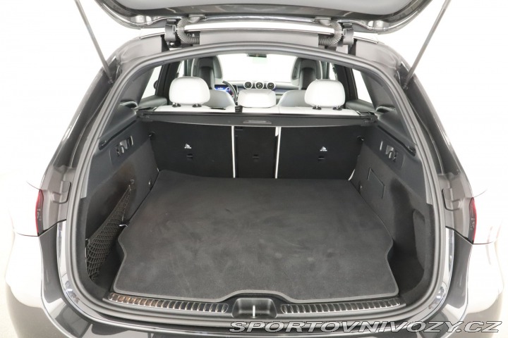 Mercedes-Benz Ostatní modely GLC AMG Line GLC 300 de 4MATI 2025