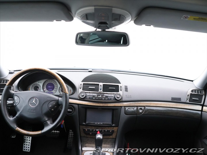 Mercedes-Benz E 3,2 E320 165kW AMG Paket 2003