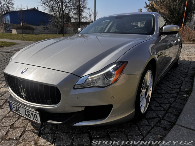 Maserati Quattroporte 