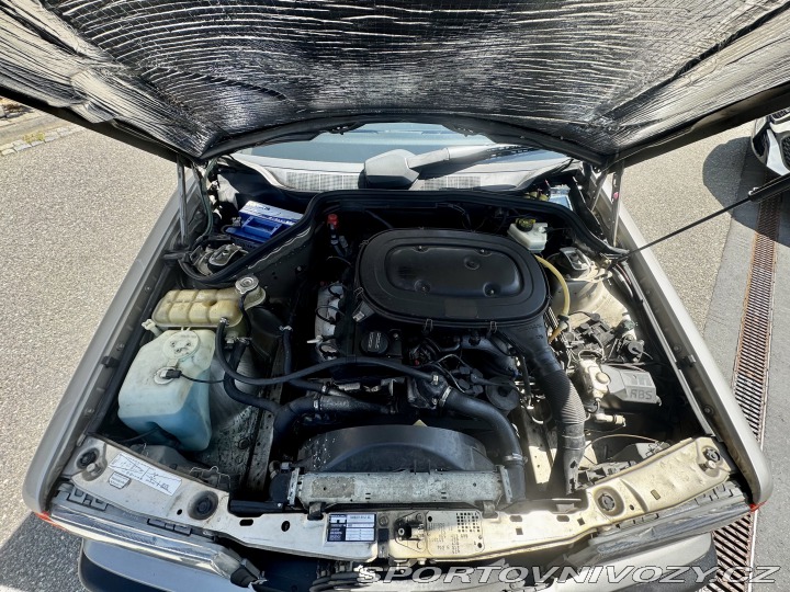 Mercedes-Benz C 190e - servis 200tis 1988