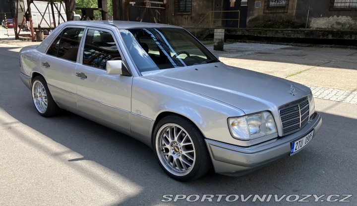 Mercedes-Benz E W 124 E200 1995