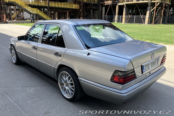 Mercedes-Benz E W 124 E200 1995
