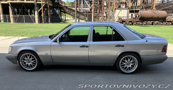 Mercedes-Benz E W 124 E200 1995