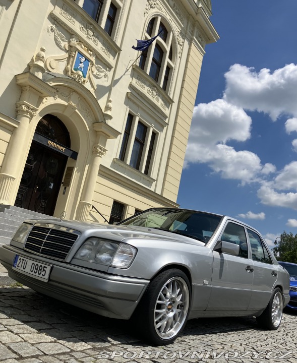 Mercedes-Benz E W 124 E200 1995