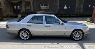 Mercedes-Benz E W 124 E200 1995