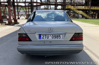 Mercedes-Benz E W 124 E200 1995