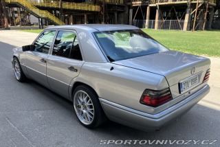 Mercedes-Benz E W 124 E200 1995