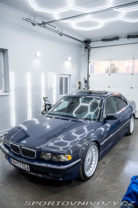 BMW 7 E38 750i 2000