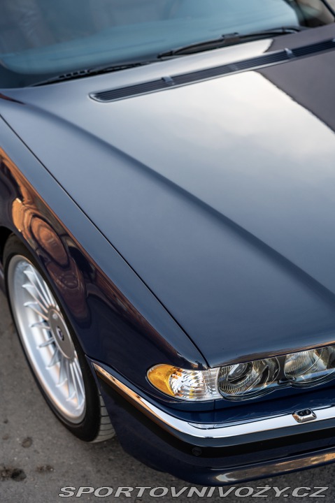 BMW 7 E38 750i 2000