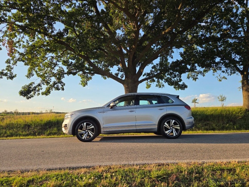 Volkswagen Ostatní modely Touareg 3,0 TDI(210KW) HEZKÝ