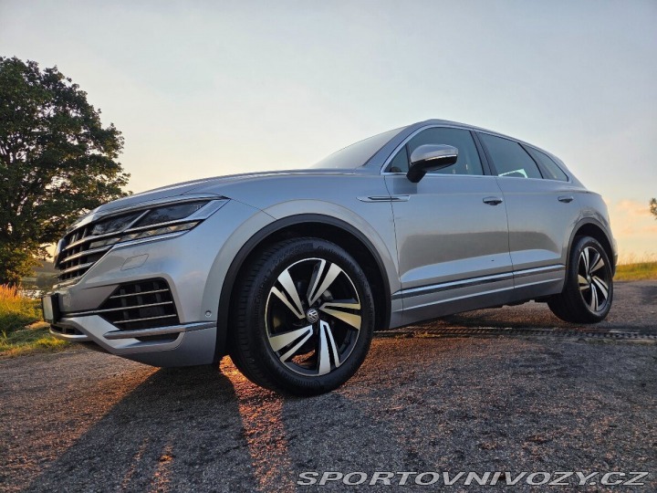 Volkswagen Ostatní modely Touareg 3,0 TDI(210KW) HEZKÝ 2018