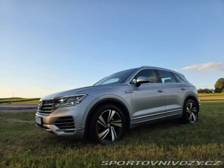 Volkswagen Ostatní modely Touareg 3,0 TDI(210KW) HEZKÝ 2018