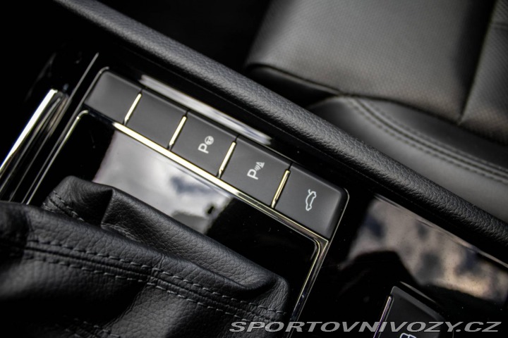 Škoda Superb Combi 2.0 TSI Style 4x4 2018