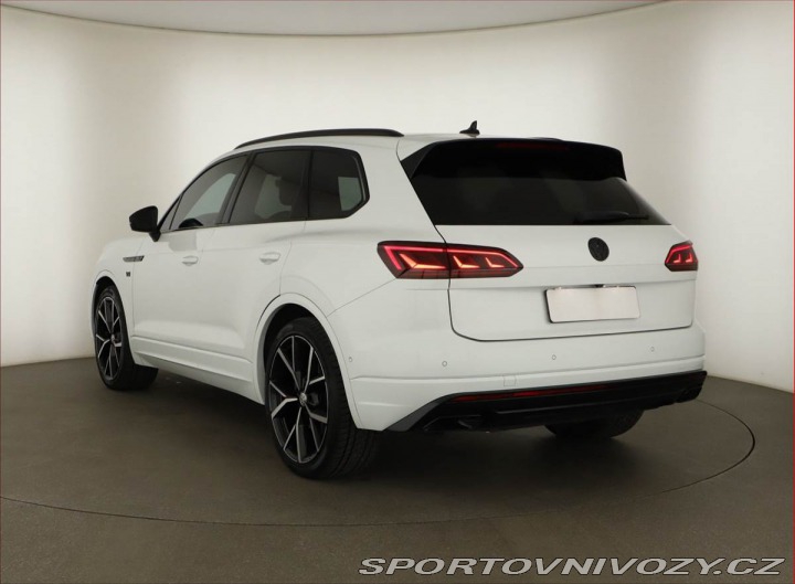Volkswagen Ostatní modely Touareg V8 TDI 2020