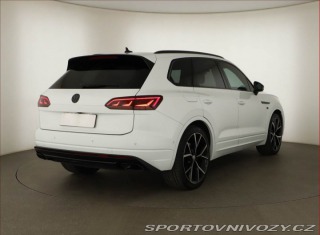 Volkswagen Ostatní modely Touareg V8 TDI 2020