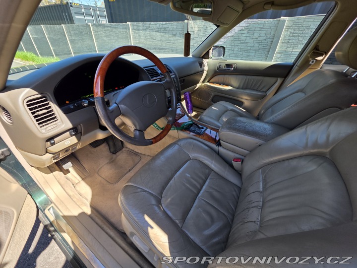 Lexus Ostatní modely LS400 V8 209kW 1998