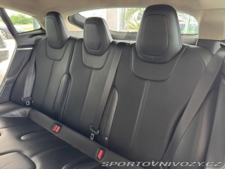 Tesla Model S 1800