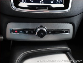 Volvo Ostatní modely XC90 B6 AWD 2021