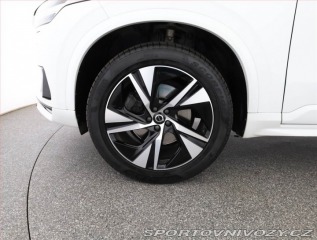 Volvo Ostatní modely XC90 B6 AWD 2021