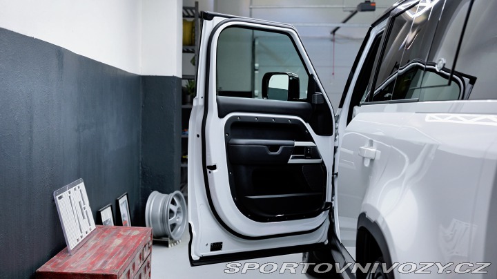 Ostatní značky Ostatní modely Land Rover Defender P400 2023