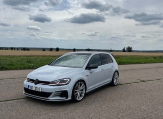 Volkswagen Golf 7.5 GTI PERFORMANCE