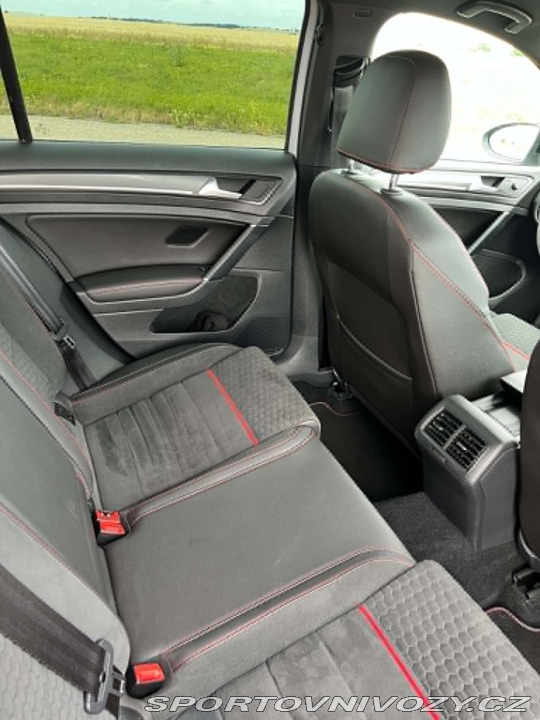 Volkswagen Golf 7.5 GTI PERFORMANCE 2018