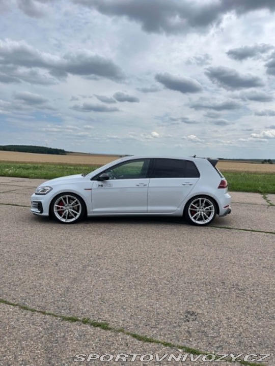 Volkswagen Golf 7.5 GTI PERFORMANCE 2018