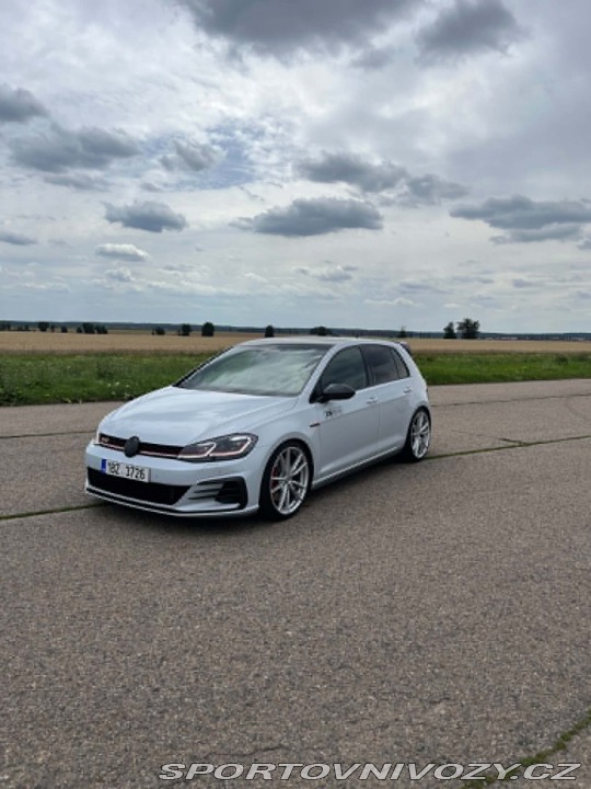 Volkswagen Golf 7.5 GTI PERFORMANCE 2018