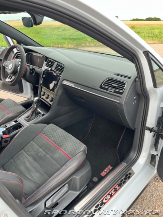 Volkswagen Golf 7.5 GTI PERFORMANCE 2018