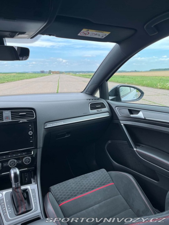 Volkswagen Golf 7.5 GTI PERFORMANCE 2018