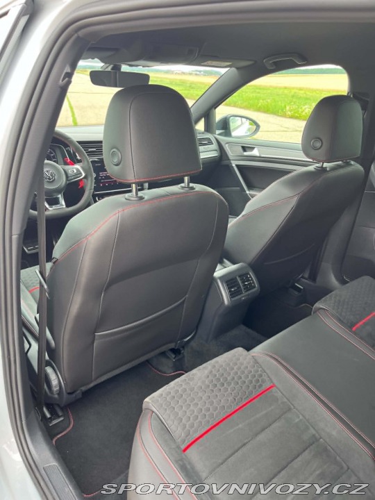 Volkswagen Golf 7.5 GTI PERFORMANCE 2018