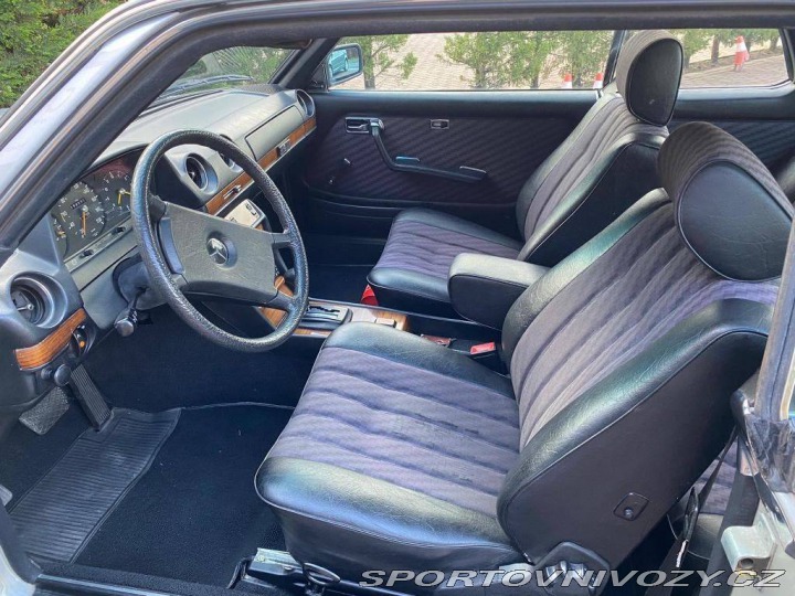 Mercedes-Benz C 230 CE 1981
